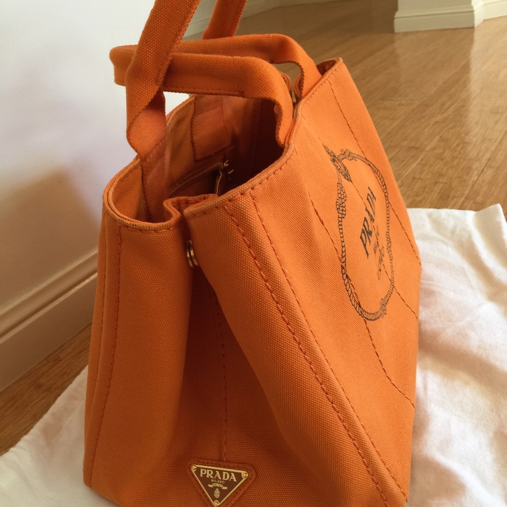 Prada rare orange color canvas tote - Picture 3 of 4